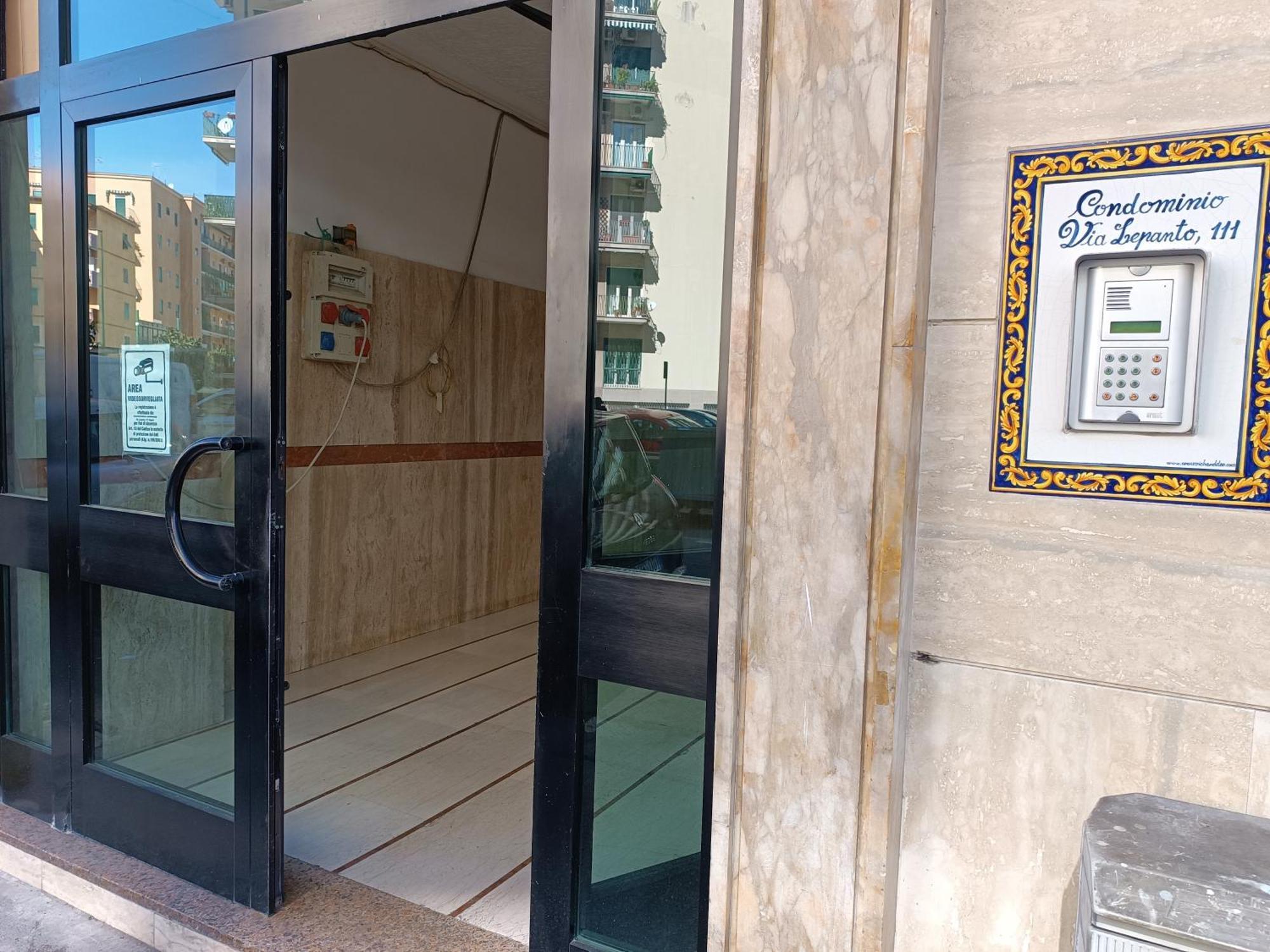 B&B Napoli Fuorigrotta Nápoles Exterior foto